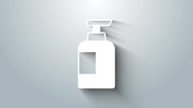 Beyaz şampuan şişesi gri arka planda izole edilmiş. 4K Video hareketli grafik canlandırması.