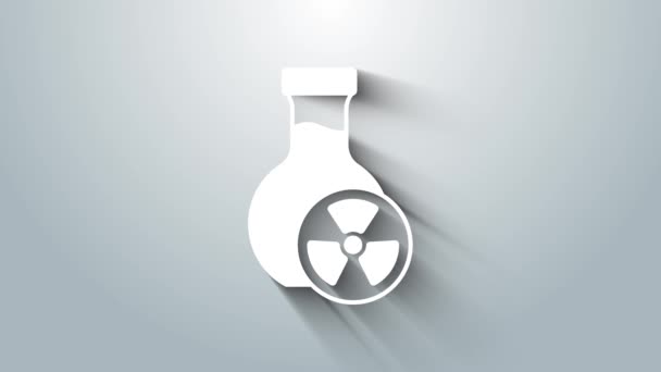白色实验室化学烧杯 有毒液体图标分离灰色背景 生物危害符号 带有辐射图标的危险符号 4K视频运动图形动画 — 图库视频影像