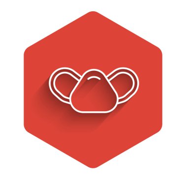 Beyaz çizgi tıbbi koruyucu maske ikonu uzun gölge arkaplanı ile izole edilmiş. Kırmızı altıgen düğmesi. Vektör