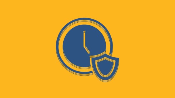 Reloj Azul Con Icono Escudo Aislado Sobre Fondo Naranja Seguridad — Vídeo de stock