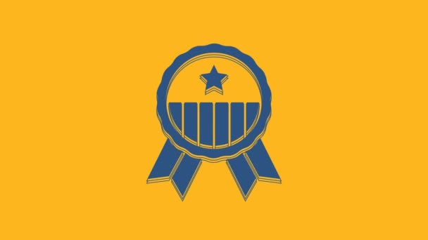 Μπλε Μετάλλιο Αστέρι Εικονίδιο Απομονώνονται Πορτοκαλί Φόντο Σημάδι Επιτυχίας Νικητή — Αρχείο Βίντεο