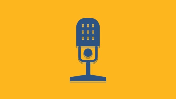 Ikona Modrého Mikrofonu Izolovaná Oranžovém Pozadí Mikrofon Vysílačkou Mluvčí Grafická — Stock video