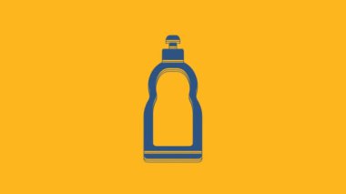 Sıvı çamaşır deterjanı, çamaşır suyu, bulaşık deterjanı ya da turuncu arka planda izole edilmiş başka bir temizlik maddesi için mavi plastik şişe. 4K Video hareketli grafik canlandırması.