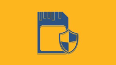 Mavi SD kart ve kalkan simgesi turuncu arka planda izole edildi. Hafıza kartı. Adaptör simgesi. Güvenlik, güvenlik, koruma, gizlilik kavramı. 4K Video hareketli grafik canlandırması.