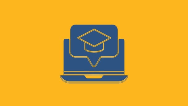 Blue Graduation Cap Scherm Laptop Pictogram Geïsoleerd Oranje Achtergrond Online — Stockvideo
