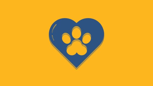 Corazón Azul Con Icono Huella Animal Aislado Sobre Fondo Naranja — Vídeos de Stock