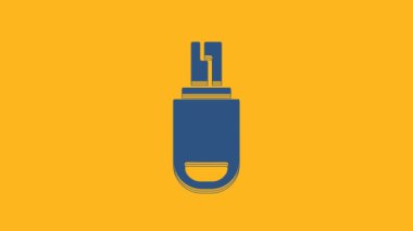Mavi USB flaş bellek simgesi turuncu arka planda izole edildi. 4K Video hareketli grafik canlandırması.
