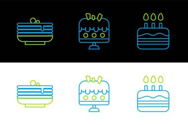 Pastayı yanan mumlarla, krep yığınıyla ve tabak simgesiyle ayarla. Vektör