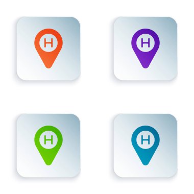 Renkli helikopter iniş pisti simgesi beyaz arkaplanda izole edildi. Helikopter pisti, alan, platform, H harfi. Kare düğmelere renkli simgeleri yerleştir. Vektör