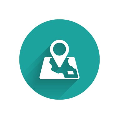 Konum imleci simgesine sahip beyaz katlı harita uzun gölge arkaplanı ile izole edildi. Yeşil daire düğmesi. Vektör