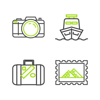 Posta pulu ve Mısır piramit valizleri seyahat etiketleri gemisi ve fotoğraf makinesi ikonu için ayarlayın. Vektör.