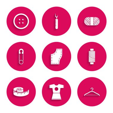 Dikiş deseni, kadın elbisesi, elbise askısı, makarada iplik, mezura, klasik kapalı çelik güvenlik iğnesi ve giysi ikonu düğmesi. Vektör