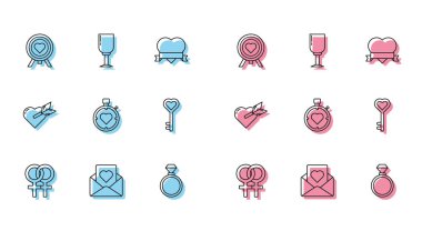 Kadınsı cinsiyet sembolü, Kalpli Zarf, Dartların Ortasında Kalp Hedef Hedef Hedef, Alyanslar, Kronometre, Anahtar şekli, Aşk ve Ok ve Şarap cam ikonu. Vektör