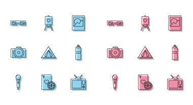 Set hattı mikrofon, kumarhane çipi ve oyun kartları, 3 boyutlu sinema gözlükleri, televizyon, turizm çadırı, spor aleti, fotoğraf makinesi ve ahşap resim sehpası veya resim tahtası simgesi. Vektör