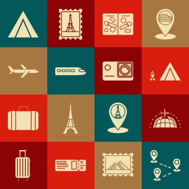 Rotayı ayarla, uçan uçakla Globe, turist çadırı yangını, pasaport sayfaları vize pulları, tren, uçak ve kamera ikonu. Vektör