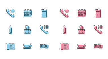 Set hattı Telefon, Kahve fincanı dairesi, cep telefonu ve konuşma balonu sohbeti, Sunum, film, film, medya projektörü, Binder klipsi, kalem ve takvim simgesi. Vektör