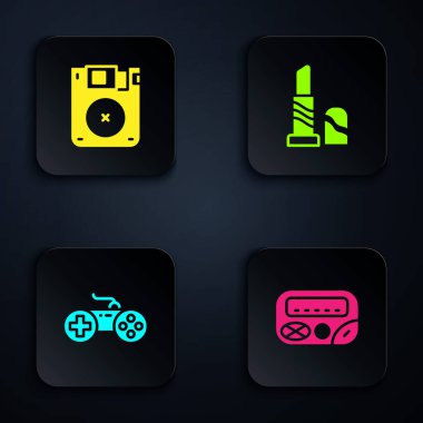 Çağrı cihazını, disketi, Gamepad 'i ve ruju ayarla. Siyah kare düğme. Vektör.
