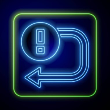 Parlayan neon ok simgesi mavi arkaplanda izole edildi. Yön Arrowhead sembolü. Navigasyon işaretçisi işareti. Vektör.