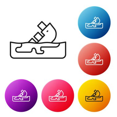 Siyah çizgi enkaz halindeki petrol tankeri ikonu beyaz arka planda izole edildi. Petrol sızıntısı kazası. Çarpışma tankeri. Çevre kirliliği kavramı. Renkli daire düğmelerini ayarlayın. Vektör.