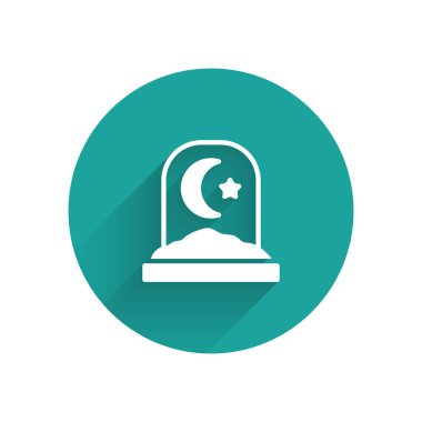 Beyaz Müslüman mezarlığı ikonu uzun gölge arkaplan izole. İslami mezar taşı. Yeşil daire düğmesi. Vektör.