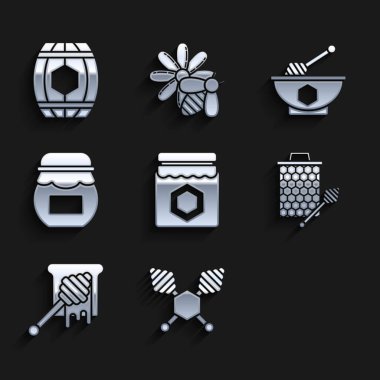 Bal kavanozu, bal kovanı kovanı kovanını arı kovanına yerleştirin. Yapıştırıcı damlayan, yuvarlayan ve tahta fıçı ikonu olan bal peteği. Vektör.