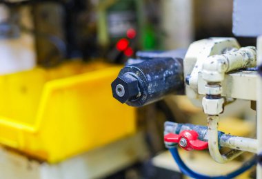 Bir makine ekipmanı. Üretimde mekanik bölüm.