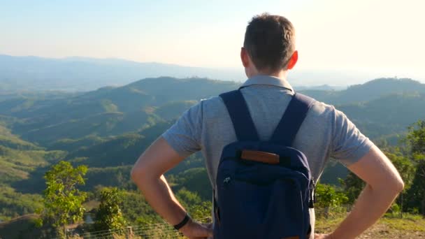 Casual Young Man Backpack Enjoy View Top Mountain Sunny Summer — Stock Video