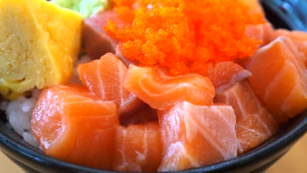 Riz Sushi Saumon Nourriture Dans Bol Fermer Délicieux Plat Dans — Video