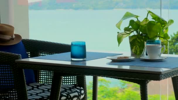 Ciesz Się Luksusową Restauracją Malowniczej Nadmorskiej Kawiarni Pięknym Widokiem Morze — Wideo stockowe