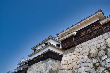 Matsuyama-Jo kalesinin iskelesi. Ehime Japonya