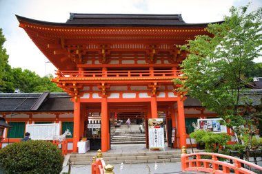 The Sakura-Mon gate of Kamigamo-Jinjya shrine.  Kyoto Japan clipart