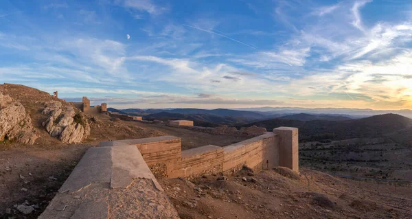 西班牙埃斯特雷马杜拉Badajoz Reina Muslim Citadel的Sierra Morena全景 — 图库照片