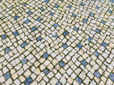 Geleneksel Portekiz kaldırımı. Desenli yüzey