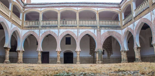 Abadia Spanya Mart 2023 Sotofermoso Palace Mudejar Tarzı Avlu Abadia — Stok fotoğraf
