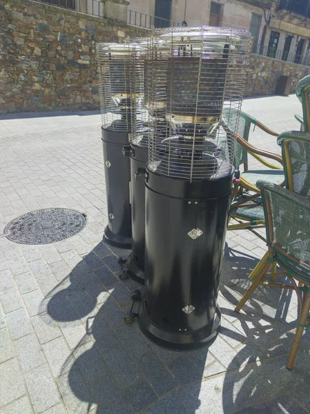 Σόμπες Αερίου Χαμηλής Κορώνας Στη Βεράντα Συσκευή Θερμότητας Που Χρησιμοποιείται — Φωτογραφία Αρχείου