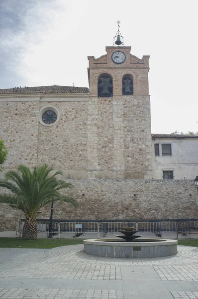 Εστρεμέρα Όμορφη Μικρή Πόλη Στο Λας Βέγκας Μαδρίτη Ισπανία Εκκλησία — Φωτογραφία Αρχείου