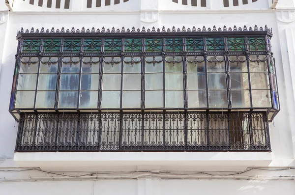 Balcón Vidrieras Del Siglo Xix Calles Alcántara Casco Antiguo Cáceres —  Fotos de Stock