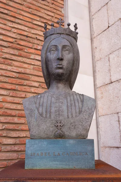 Вальядолид Испания Июля 2020 Года Бюст Королевы Кастилии Изабеллы Дом — стоковое фото
