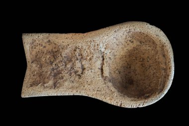 Mantardan ya da cucharro 'dan yapılmış kepçe. Siyah arkaplan üzerinde izole edilmiş