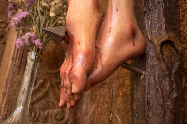Picioarele Unui Hristos Crucificat Străpunse Cui Focalizare Selectivă — Fotografie, imagine de stoc