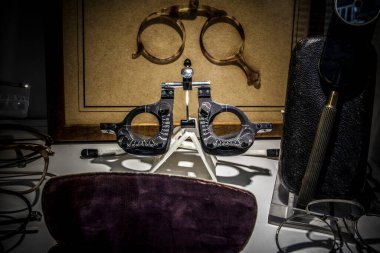 Eski optik dükkan geçmişi. Seçici odak