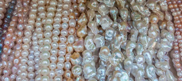Montones Perlas Cultivadas Granel Enfoque Selectivo — Foto de Stock