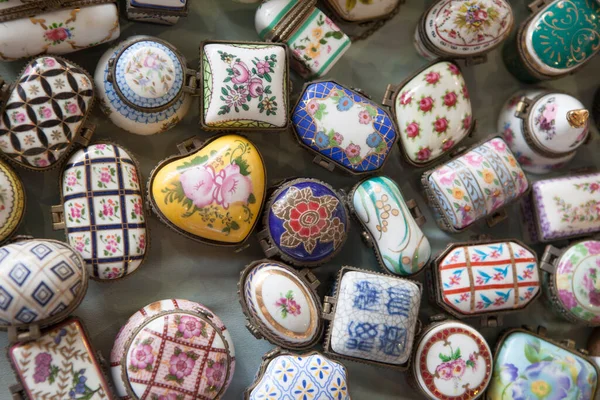 Barselona Spanya Haziran 2023 Antika Porselen Kutular Veya Pillboxes Encants — Stok fotoğraf