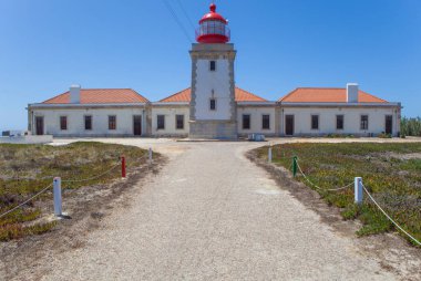 Cabo Sardao Deniz Feneri, Portekiz 'in Alentejo bölgesinin batısında yer almaktadır.