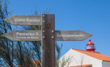 Cabo Sardao Deniz Feneri, Portekiz 'in Alentejo bölgesinin batısında yer almaktadır.