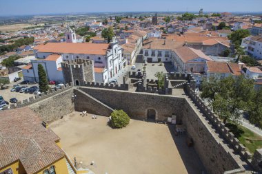 Beja şehri görünümü Portekiz, Baixo Alentejo kalesinden alındı.