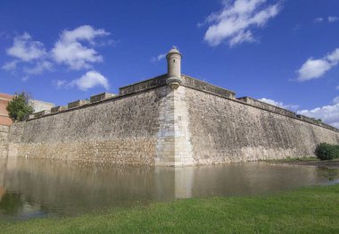 Santa Maria Bastion yeşil koridoru, Badajoz, Extremadura, İspanya. Kış mevsimi