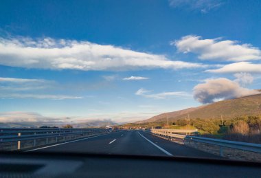 Caceres, İspanya - 19 Ocak 2024: Otoyol A-66, Caceres Kuzey bölümü. Batı İspanya 'nın ana otoyolu.