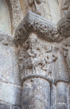 San Miguel Kilisesi portalı. Estella-Lizarra kasabası, Navarre, Kuzey İspanya. Mısır 'a Uçuş