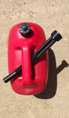 Motorkit plastik varil. Bahçe makineleri yakıt sürahisi